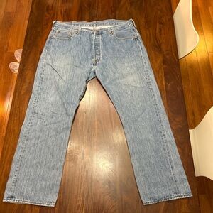 Levi's Light Blue Relaxed Men's Jeans